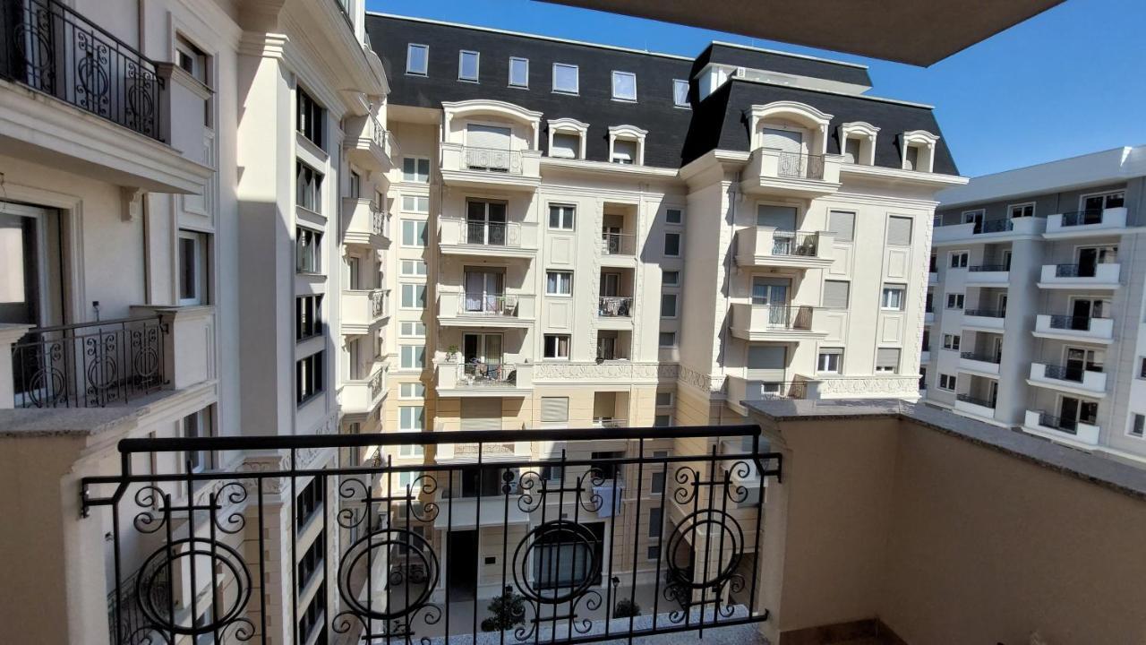 Amelja'S Apartment Shkodër Exteriör bild